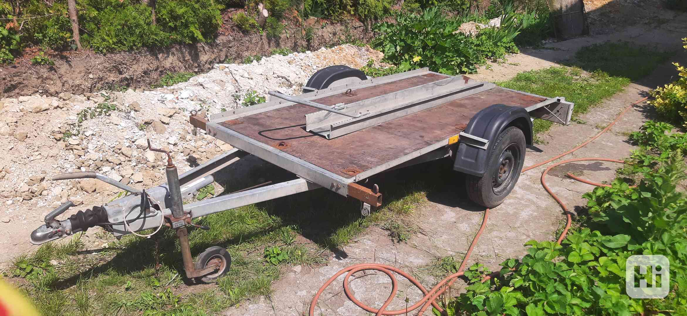 Přívěsný vozík – vhodný k opravě - foto 1