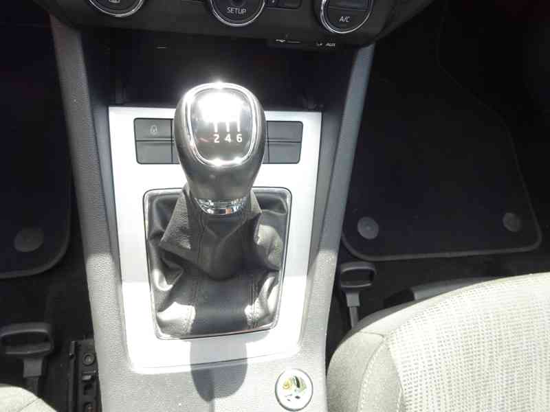 Škoda Octavia 2.0 TDI r.v.2013 (110 kw) DPH Koupeno v ČR - foto 9
