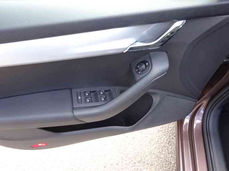 Škoda Octavia 2.0 TDI r.v.2013 (110 kw) DPH Koupeno v ČR - foto 6