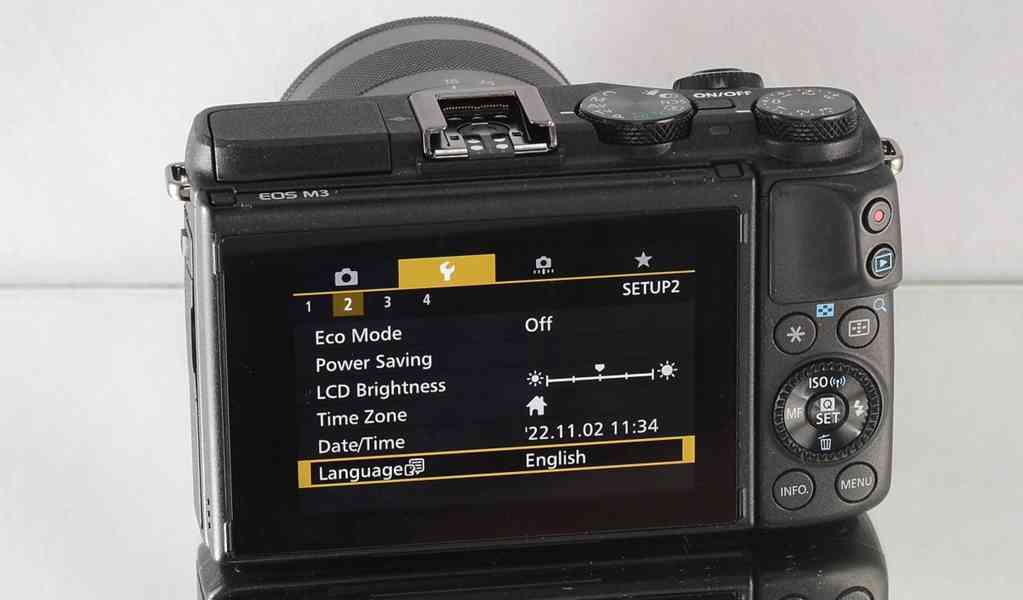 Canon EOS M3 + Objektiv EF-M 18-55mm 2600 Exp. - foto 10