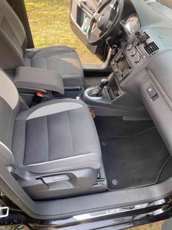 Volkswagen Touran 2,0   tdi DSG - foto 11