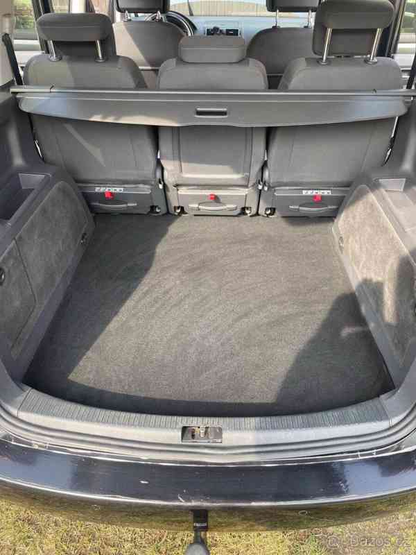 Volkswagen Touran 2,0   tdi DSG - foto 8