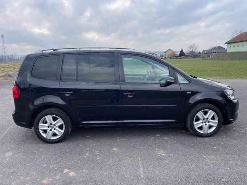 Volkswagen Touran 2,0   tdi DSG - foto 16