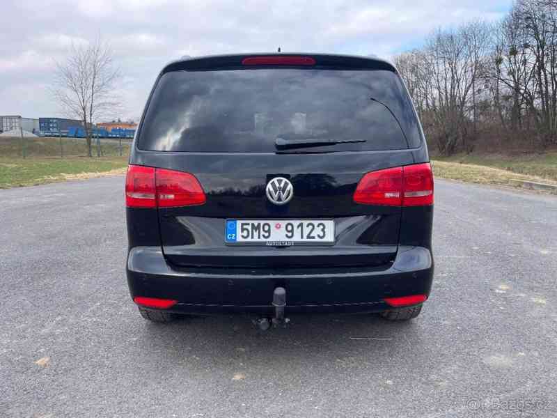 Volkswagen Touran 2,0   tdi DSG - foto 2