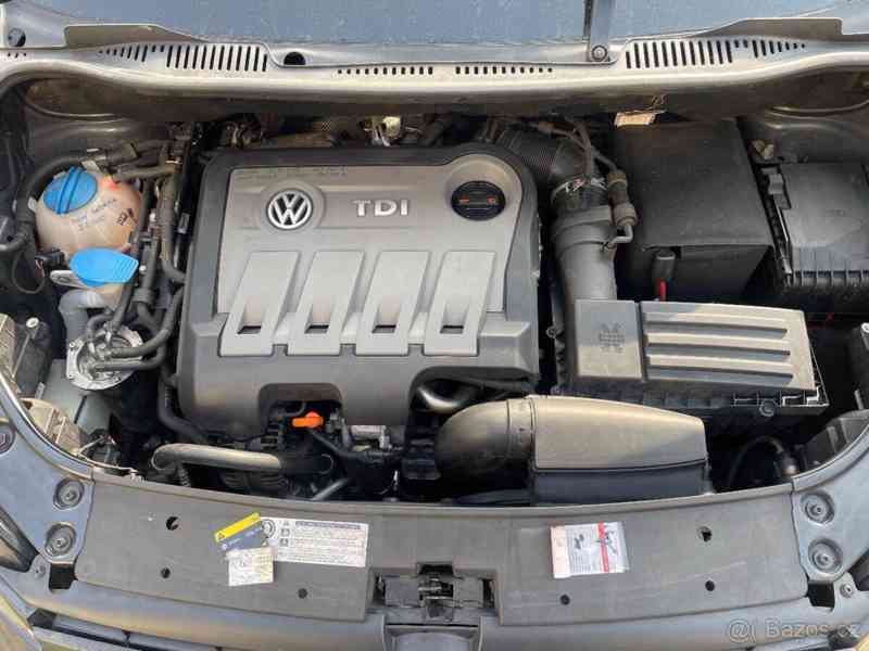 Volkswagen Touran 2,0   tdi DSG - foto 4