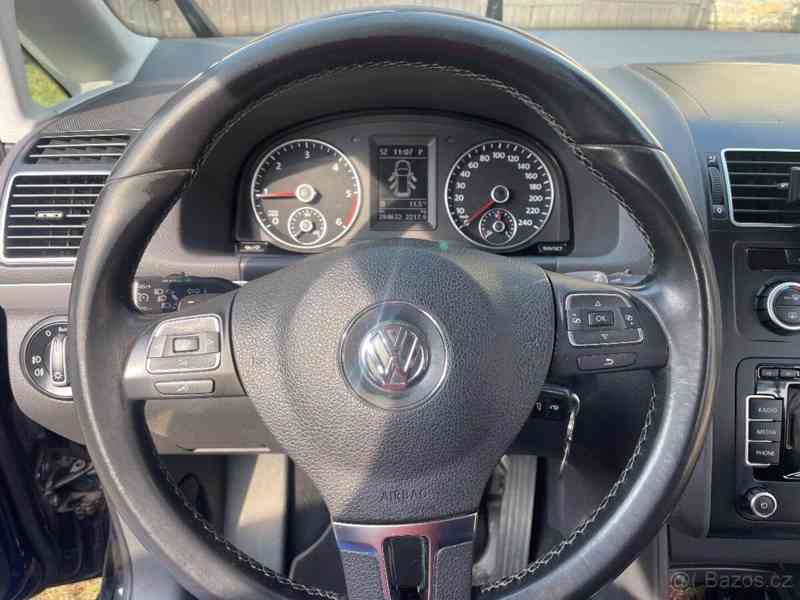 Volkswagen Touran 2,0   tdi DSG - foto 5