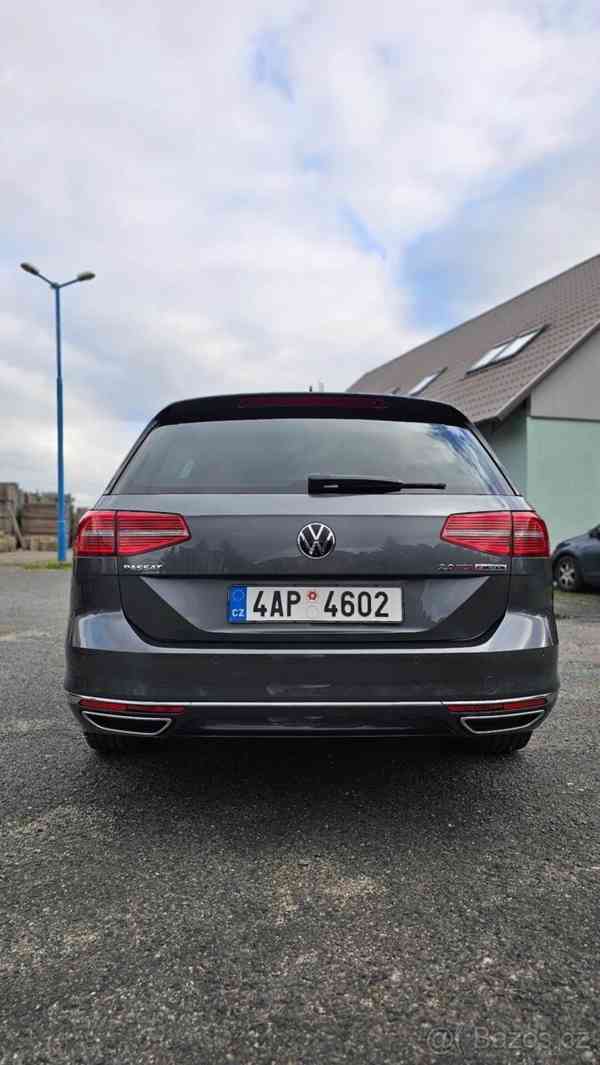 Volkswagen Passat 2,0 BiTDI 176 kW 4Motion DSG – 201 - foto 14