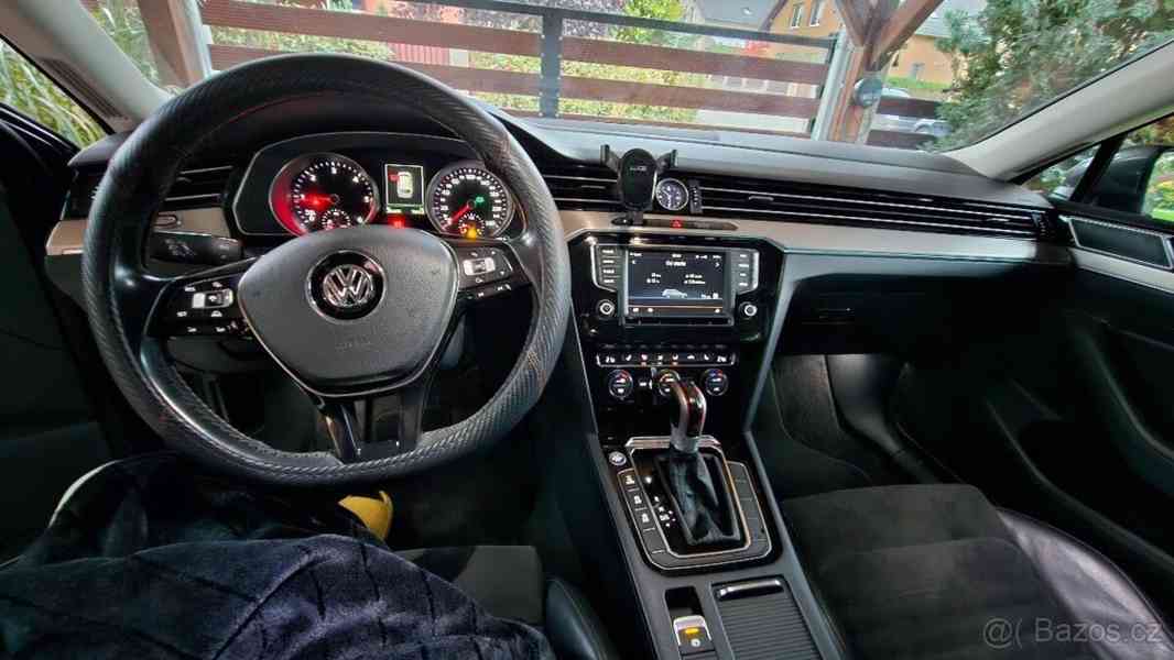 Volkswagen Passat 2,0 BiTDI 176 kW 4Motion DSG – 201 - foto 4