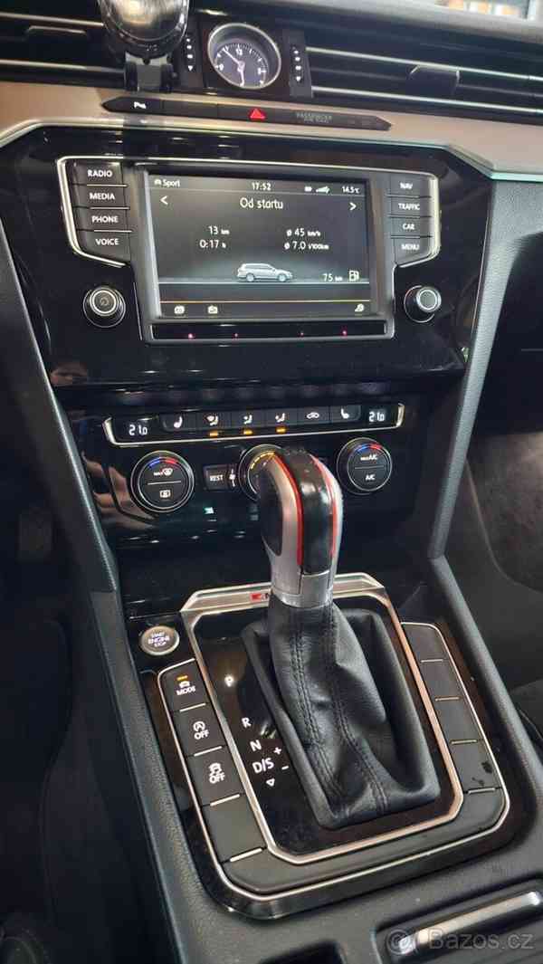 Volkswagen Passat 2,0 BiTDI 176 kW 4Motion DSG – 201 - foto 10