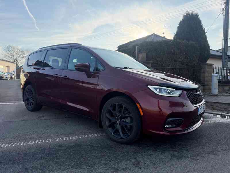 Chrysler Pacifica 3,6 4x4 AWD SType Radar 2022 - foto 1