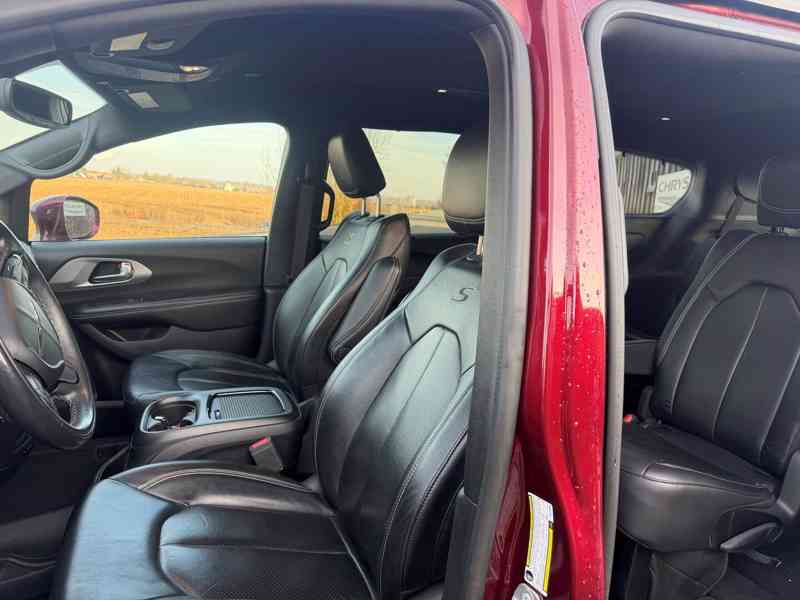 Chrysler Pacifica 3,6 4x4 AWD SType Radar 2022 - foto 11