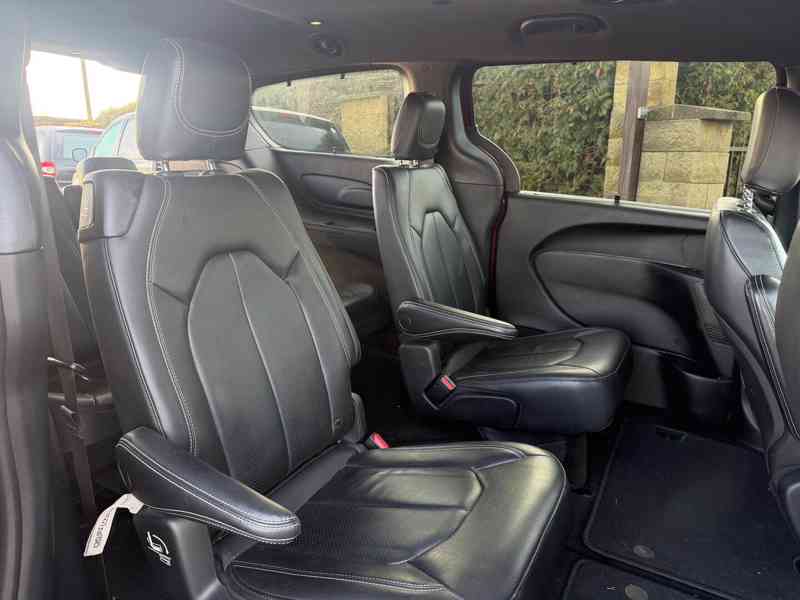 Chrysler Pacifica 3,6 4x4 AWD SType Radar 2022 - foto 9