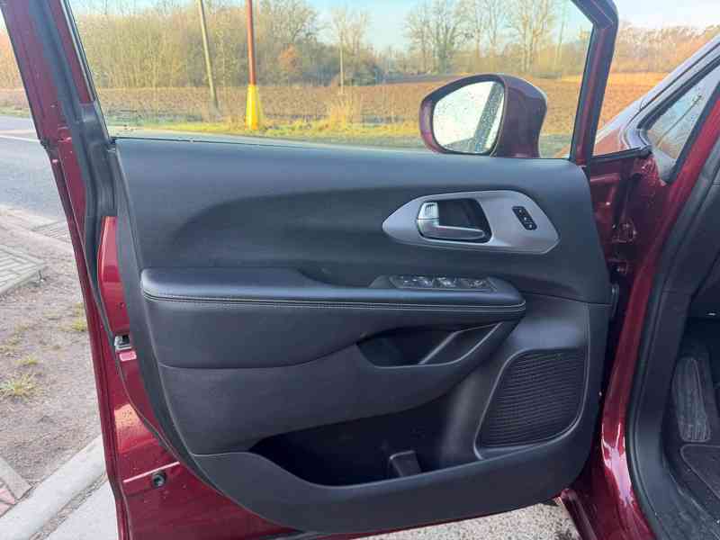 Chrysler Pacifica 3,6 4x4 AWD SType Radar 2022 - foto 12