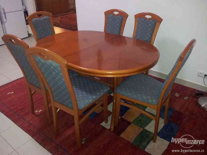 Masivní dubový stůl se 6 židlemi - foto 2