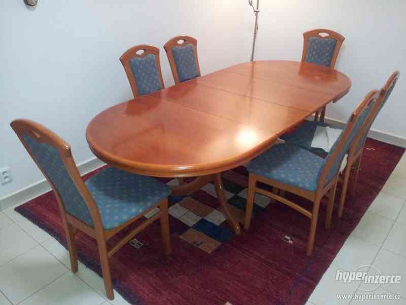 Masivní dubový stůl se 6 židlemi - foto 4