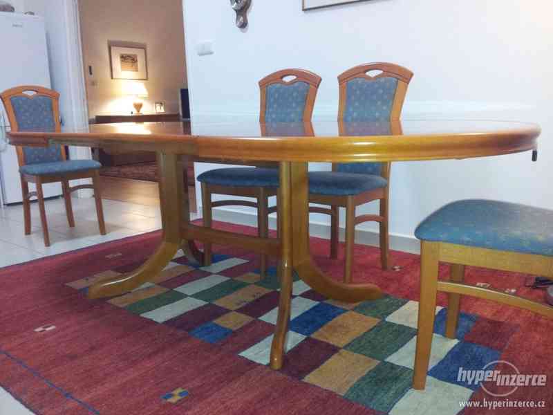 Masivní dubový stůl se 6 židlemi - foto 5