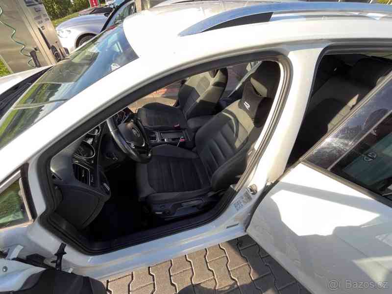 Volkswagen Golf 1,6   TDI 85 kW | 12/2017 | Full LED - foto 7