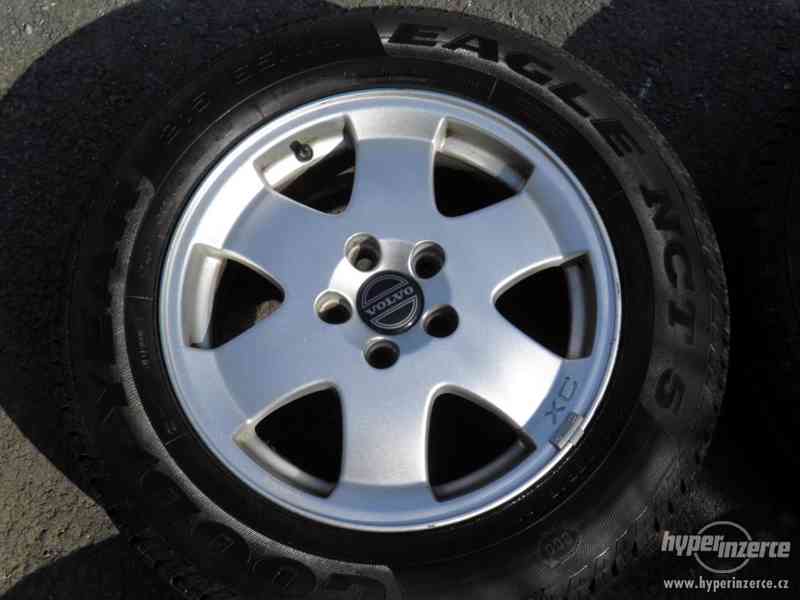 Alu kola 5X108 originál VOLVO XC 70 s pneu 215/65R16 - foto 5