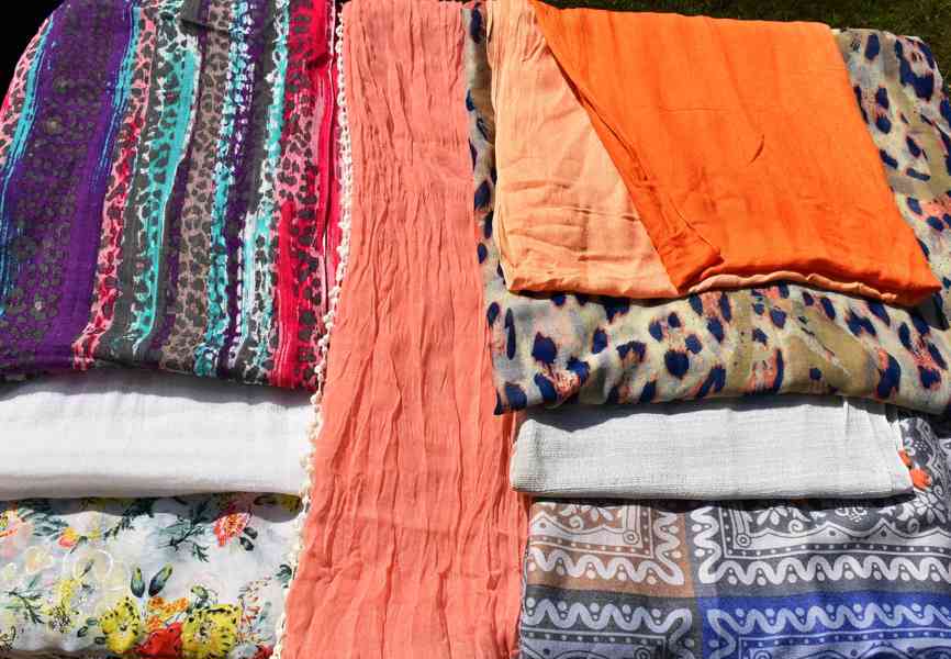 Šátky velké bavlna i polyester různé - foto 2