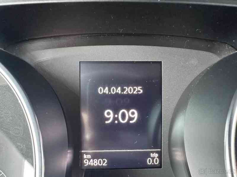Volkswagen Touran 1,6 TDI / 81kW SCR BMT r.v. 2016 M - foto 17