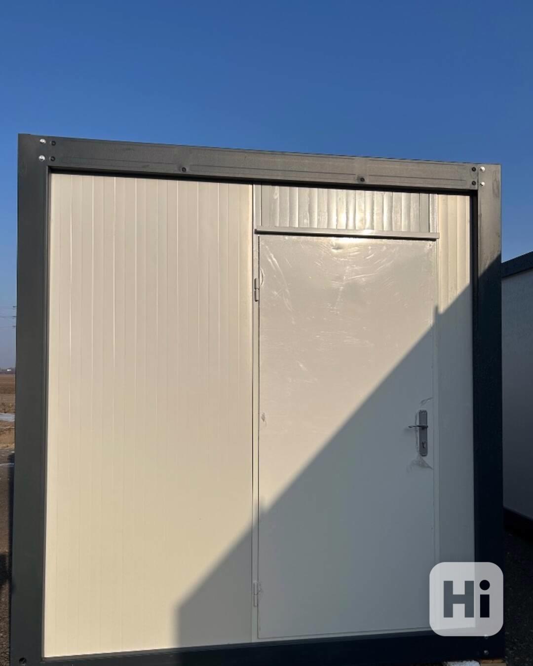 Prodám obytný / kancelářský kontejner 6 × 2,4 m v Kolíně  - foto 1