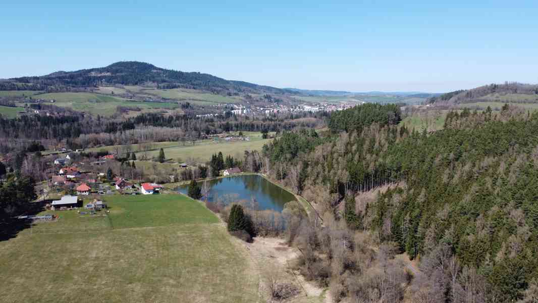 Prodej zahrady u Divišovského rybníka- Janovice - foto 7