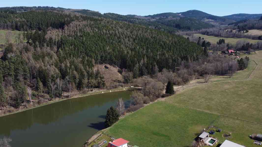 Prodej zahrady u Divišovského rybníka- Janovice - foto 10