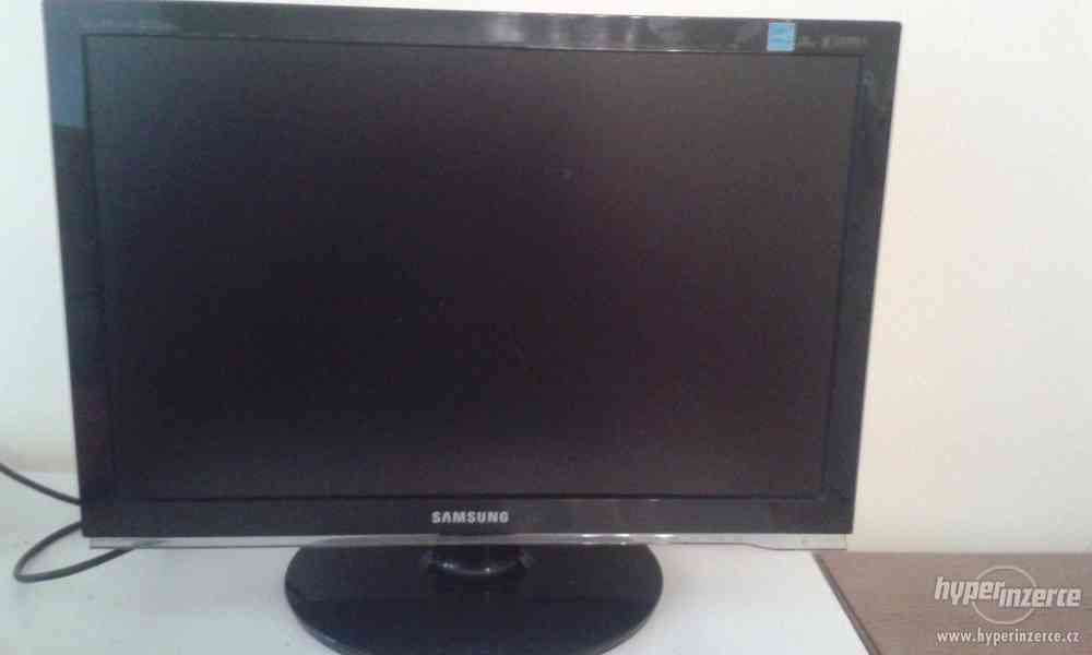 Prodám LCD monitor Samsung SyncMaster 2253lw - 22" - foto 1