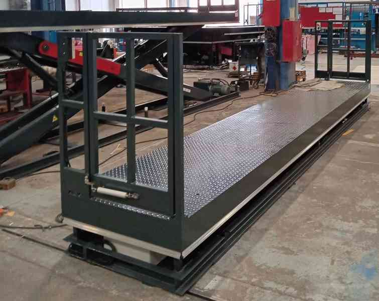 Nůžková zvedací plošina / zvedací stůl - foto 4