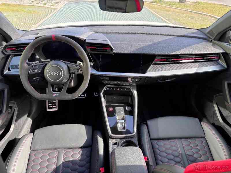 Audi RS 3 2,5   TFSI 294kW quattro - foto 4