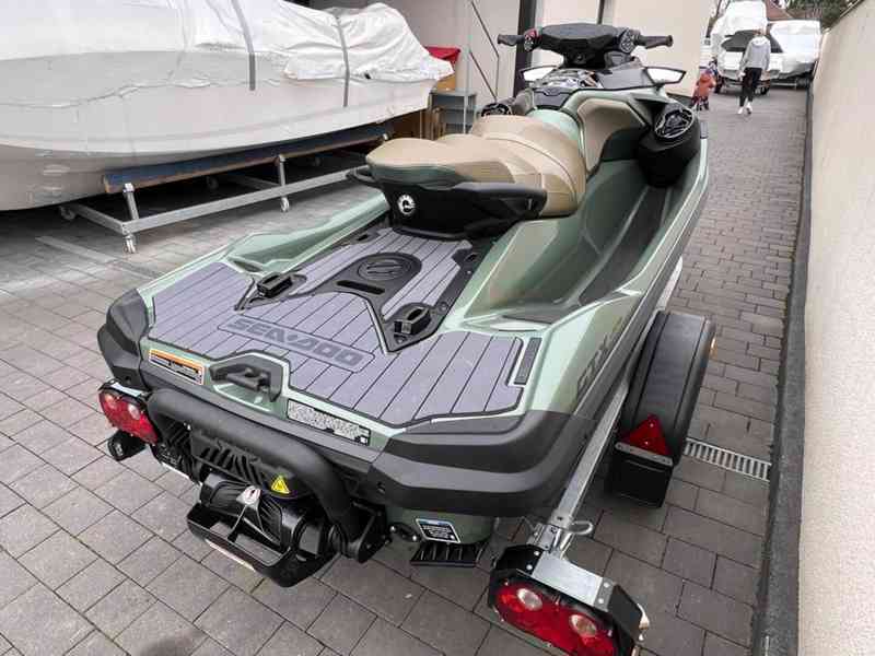 Sea-Doo GTX LTD 3-up 300hp iDF Audio - foto 6