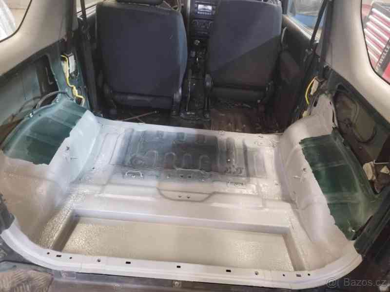 Suzuki Jimny 1,5   D - foto 20