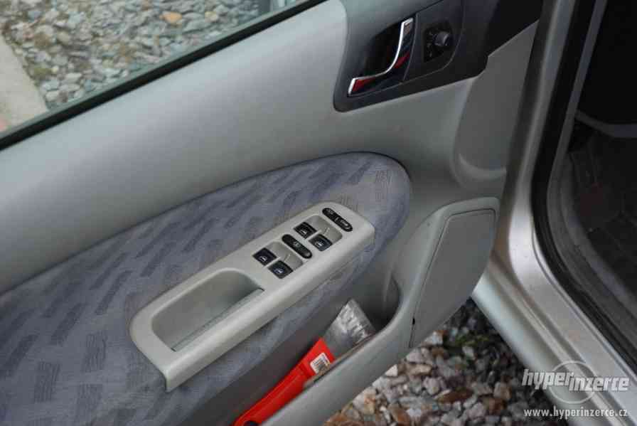 Škoda Octavia 1.8 20V SLX, r.v. 1998 - foto 10