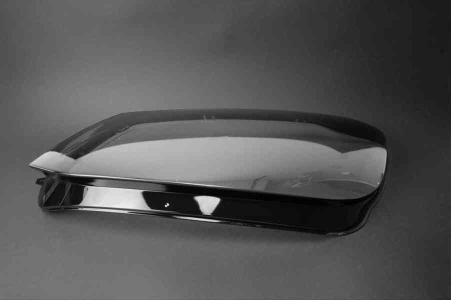 Kryty světel Volkswagen Sharan 12 – 19 - foto 3