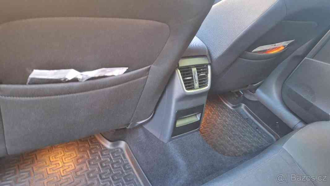 Škoda Octavia 1,8   TSI TOP cena k jednání - foto 4
