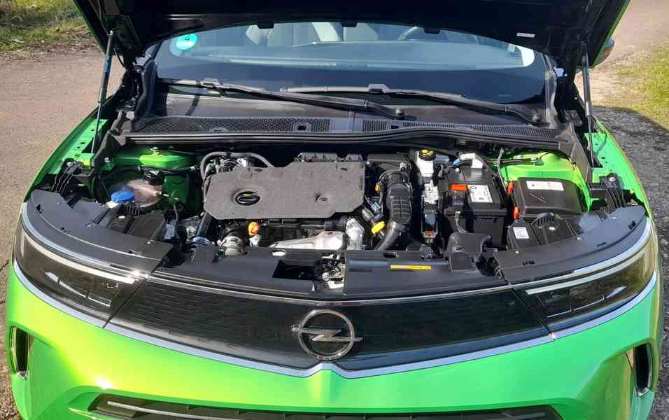 Opel Mokka 1,5 CDTI 81kW Top stav - foto 14
