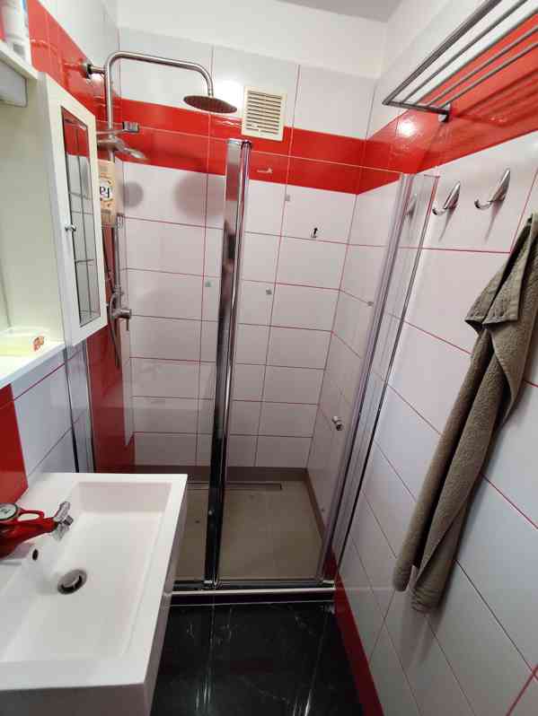 Pronájem - zařízený pokoj - foto 10