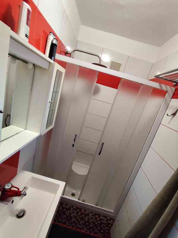 Pronájem - zařízený pokoj - foto 10