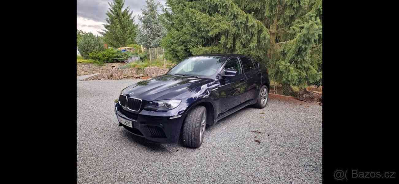 BMW X6 4,4   M, 555 koní - foto 1