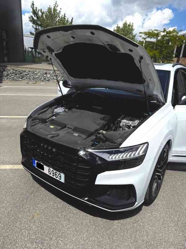 Audi Q8 3,0   50 TDI Quattro S-line + Genovo - foto 3