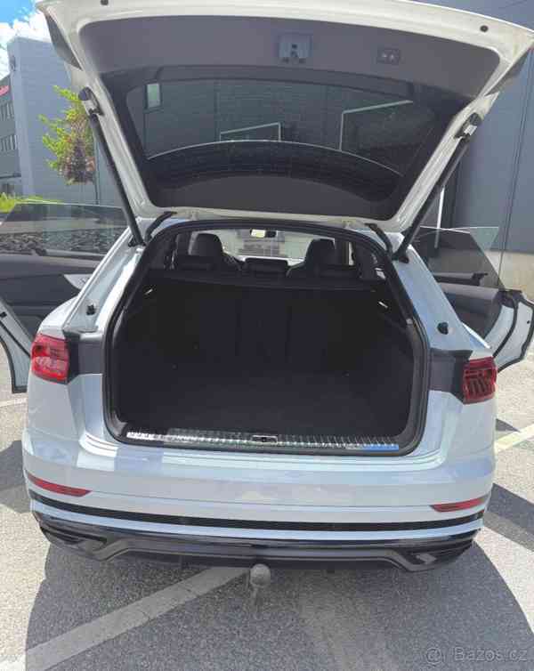 Audi Q8 3,0   50 TDI Quattro S-line + Genovo - foto 17