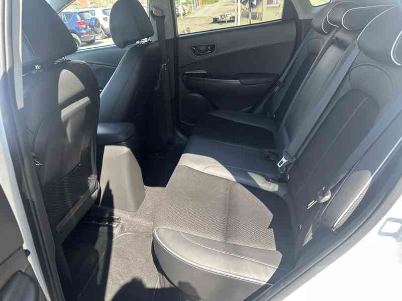 Hyundai Kona 1.6 GDi Hybrid/104KW/NAVI/1.MAJ - foto 13