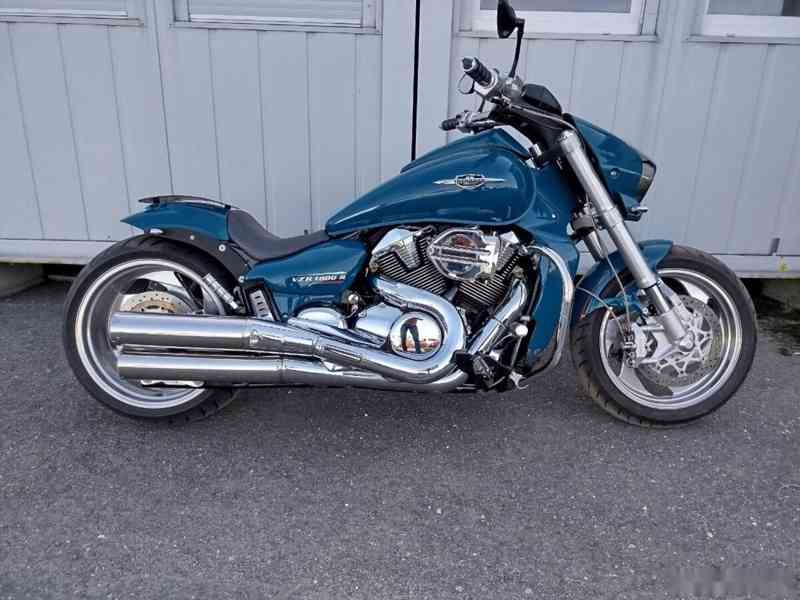 Suzuki vzr 1800 pneu 300 - foto 6
