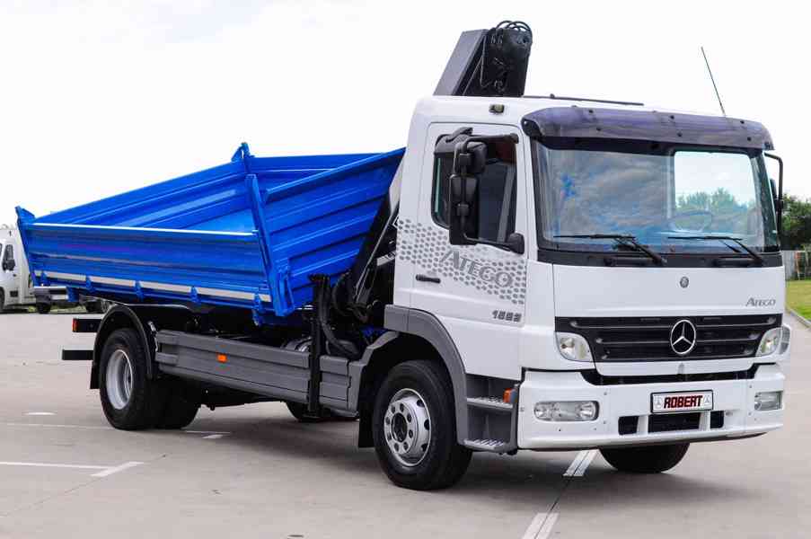 MERCEDES ATEGO 1523 TŘÍSTRANNÝ SKLÁPĚČ + HYDRAULICKÁ RUKA - foto 87