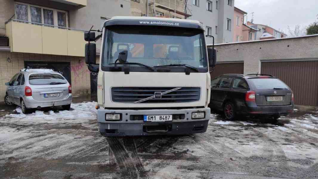 Prodám nákladní automobil Volvo FL6 - foto 2