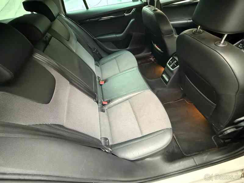 Škoda Octavia 2,0 0TDI 110kW DSG - foto 5