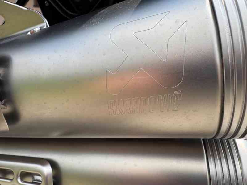 BMW R nineT Urban G/S 40 Years Edition - foto 16