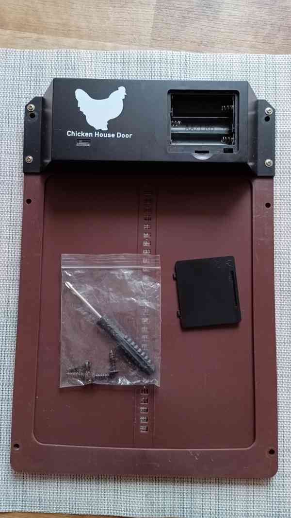 Automatická dvířka pro slepice  - foto 4