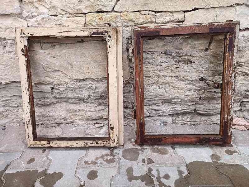Okna dřevěná ze secesní vily Rám v cm: š 95, v 165, tl 5cm - foto 5