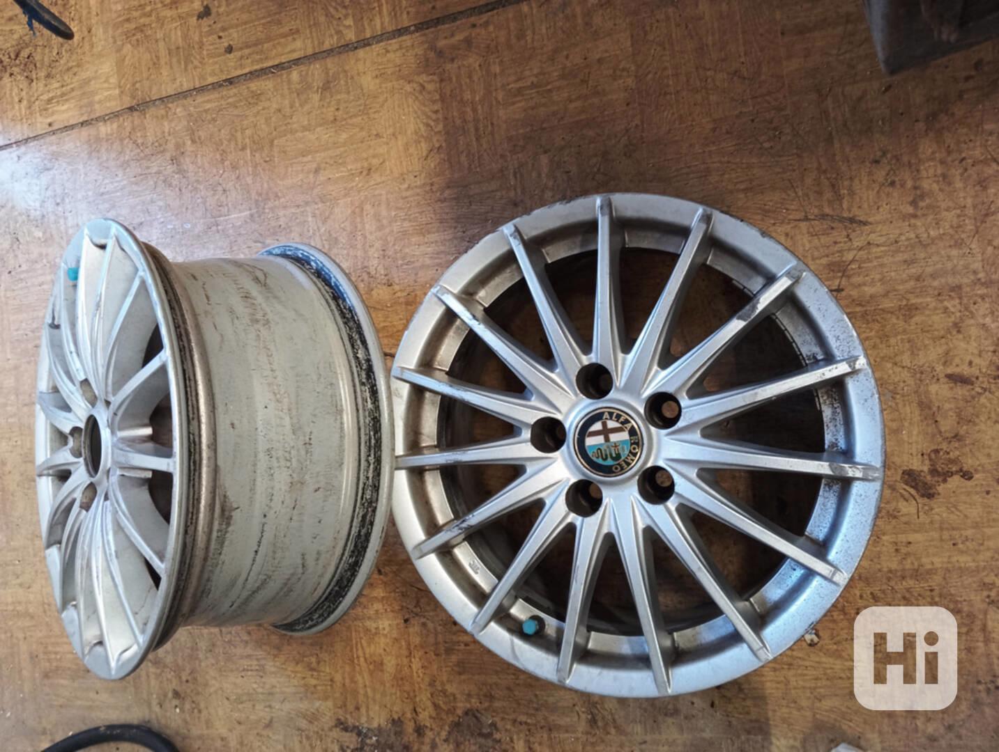 Prodám ALU disky na Alfa Romeo 159 R16 - foto 1